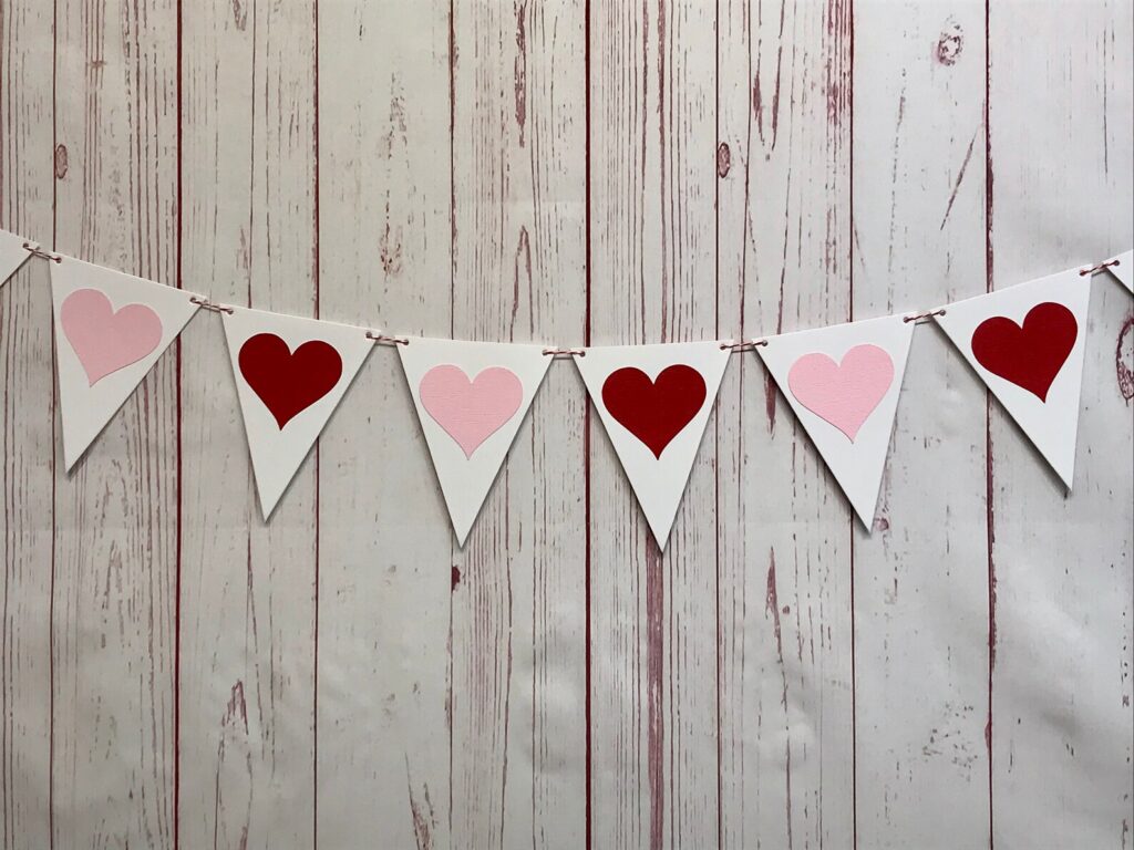 Cute heart banner for valentines day