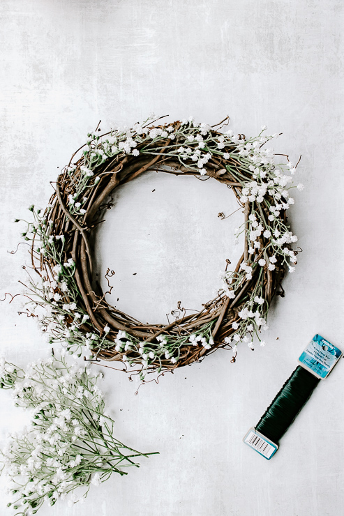 DIY spring decor spring wreath