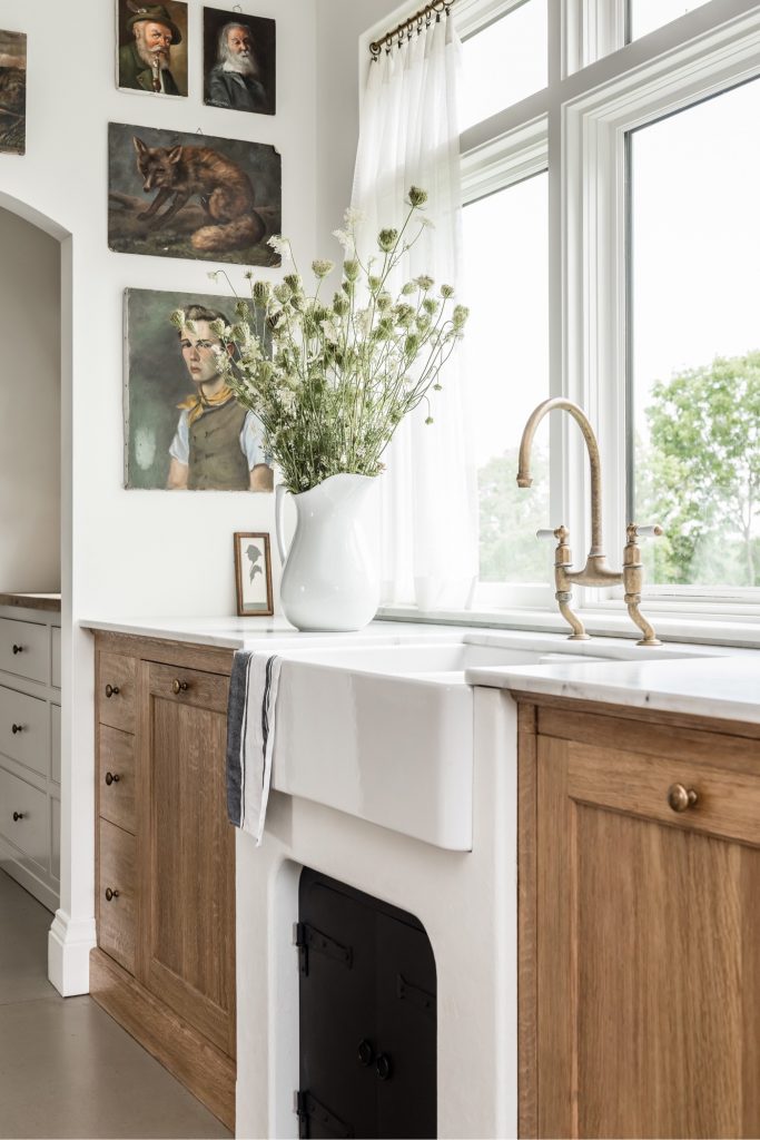 Farmhouse sink with brass sink in my outdated decor trends post