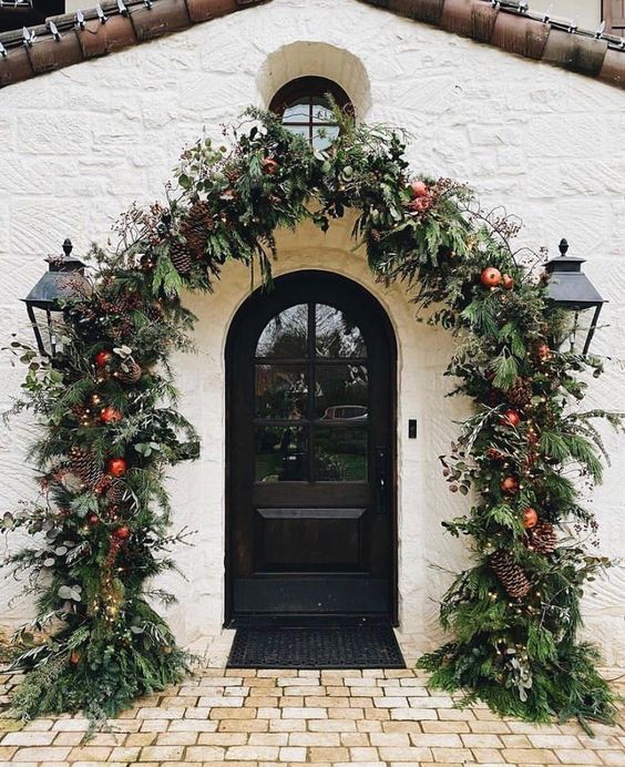 greenery arch