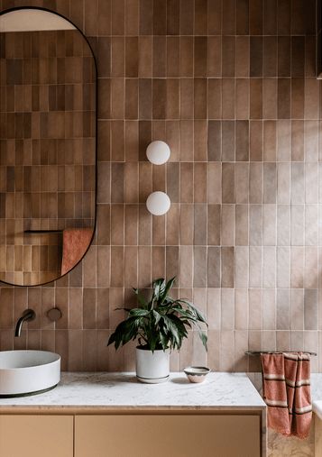 Earthy modern bathroom design